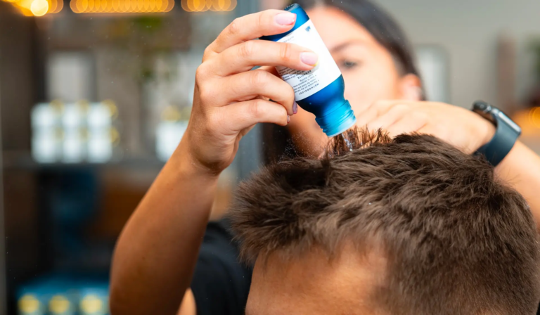 The Best Men’s Hair Powders To Help Style, Conceal And Cleanse